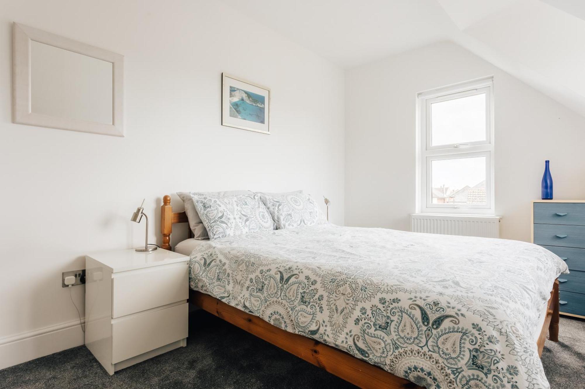 Private Two Bedroom Residence In Southbourne - Private Parking - Off The High Street - Minutes Away From The Beach Bournemouth Exteriér fotografie